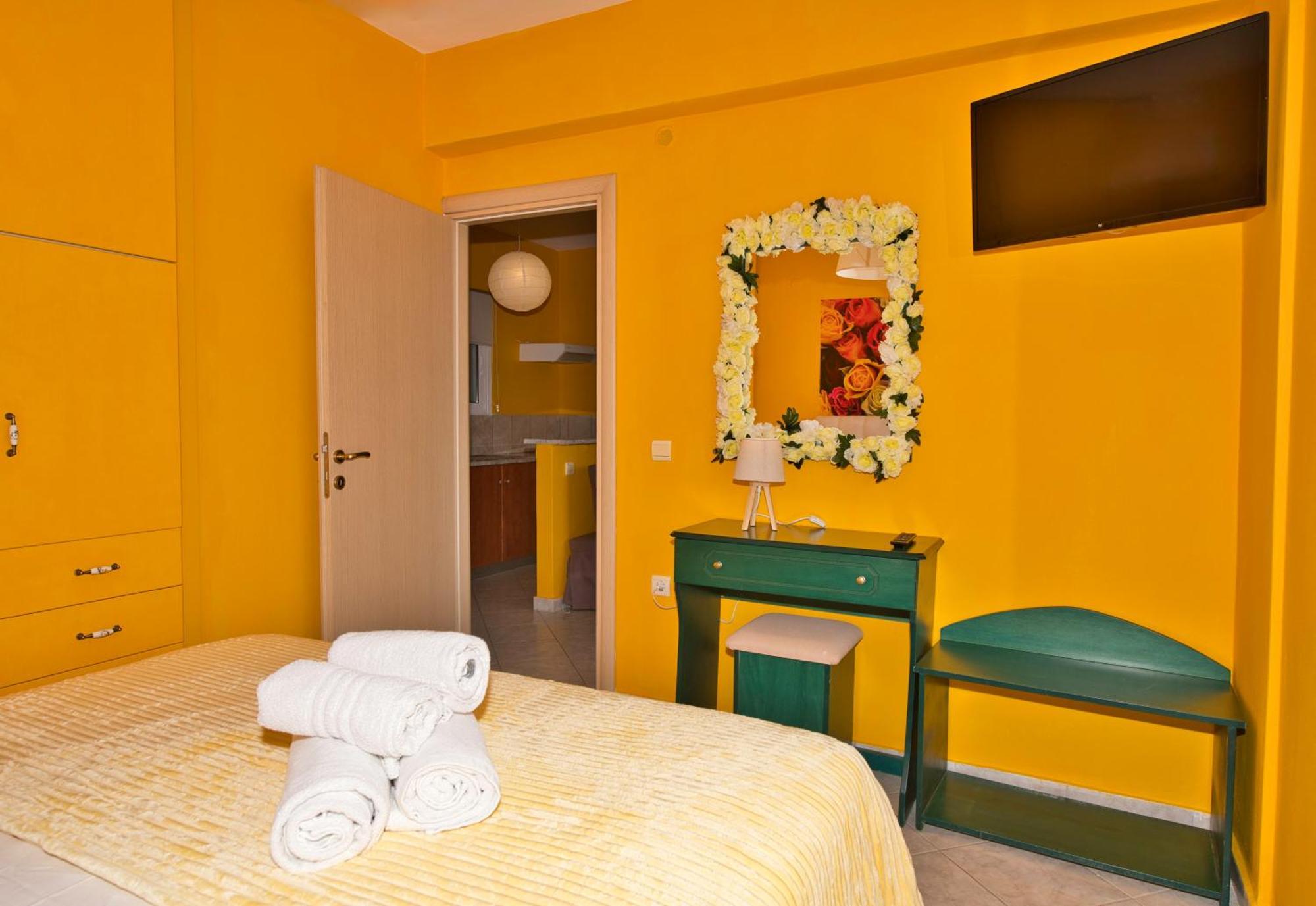 La Casa Di Nonna Lejlighedshotel Nikiana Eksteriør billede